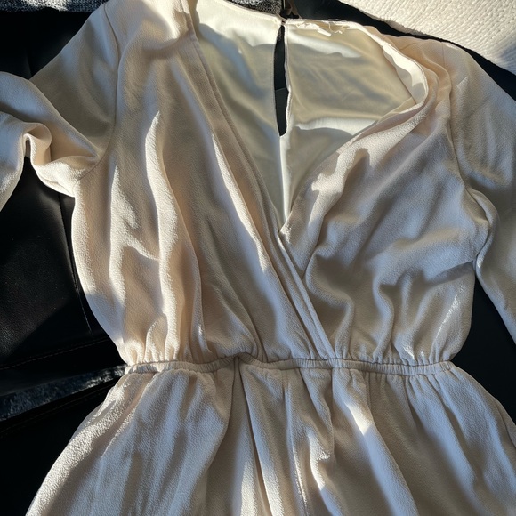 white / cream long sleeve romper - Picture 2 of 4